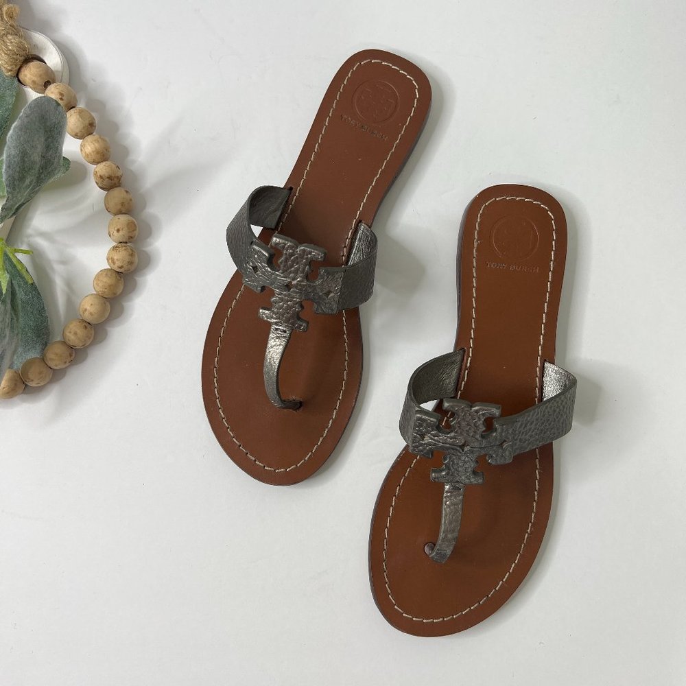 Tory Burch Moore Sandal Women’s Size 8 Metallic Pewter Leather Logo Flip Flops